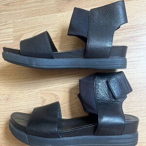 Eileen Fisher Black Women's 8.5 Mesh Strap Velcro Leather Wedge Athletic Sandals